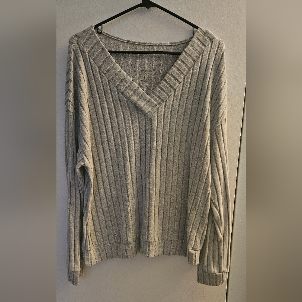 Elegant V-Neck Gray Women's Top
